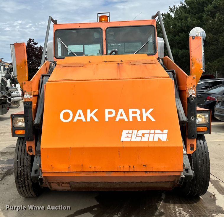 image for item DV5783 2003 Elgin  Pelican  street sweeper