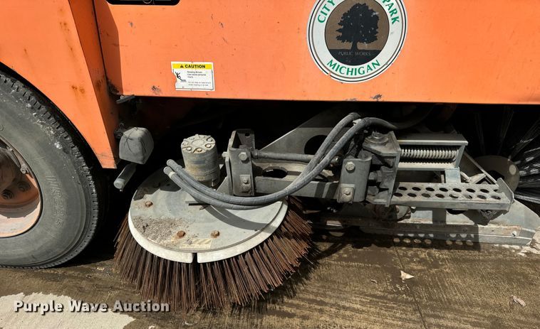 image for item DV5783 2003 Elgin  Pelican  street sweeper