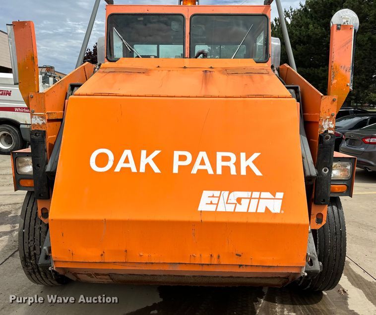 image for item DV5783 2003 Elgin  Pelican  street sweeper