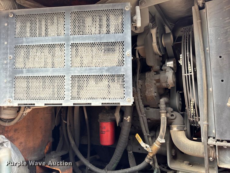 image for item DV5783 2003 Elgin  Pelican  street sweeper