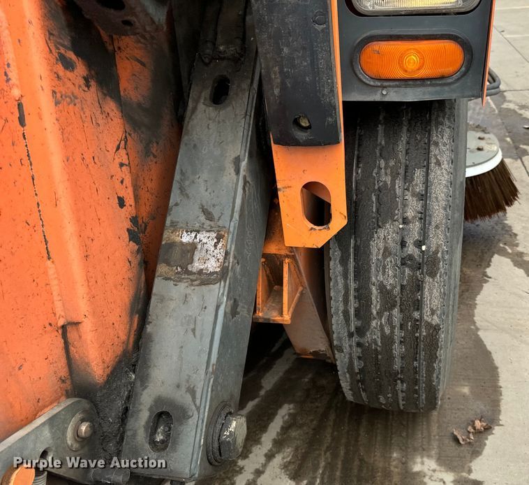 image for item DV5783 2003 Elgin  Pelican  street sweeper