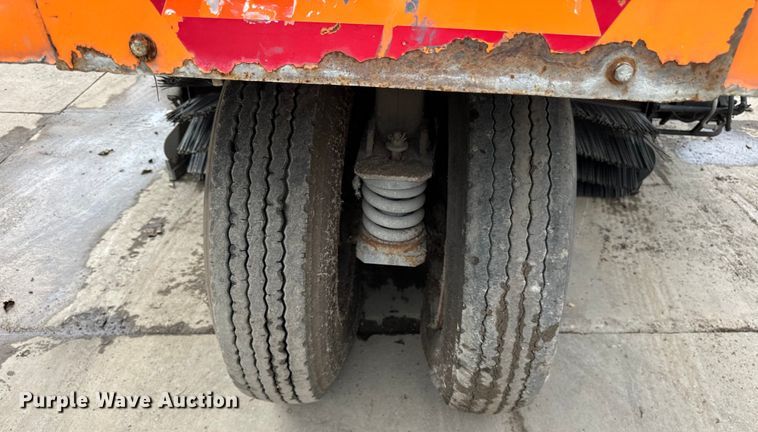 image for item DV5783 2003 Elgin  Pelican  street sweeper