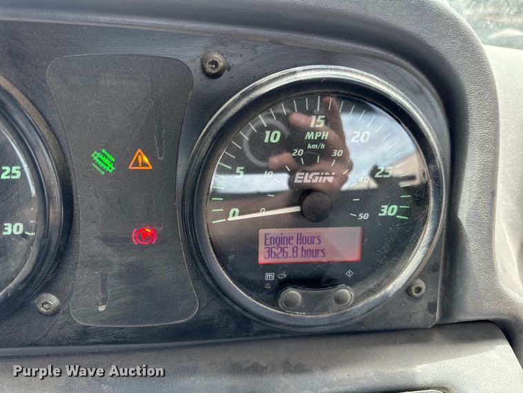 image for item DV5784 2009 Elgin Pelican  street sweeper