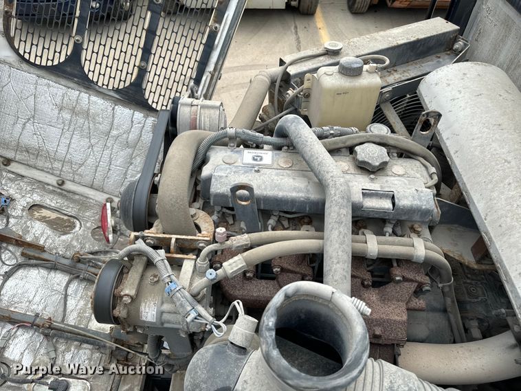 image for item DV5784 2009 Elgin Pelican  street sweeper