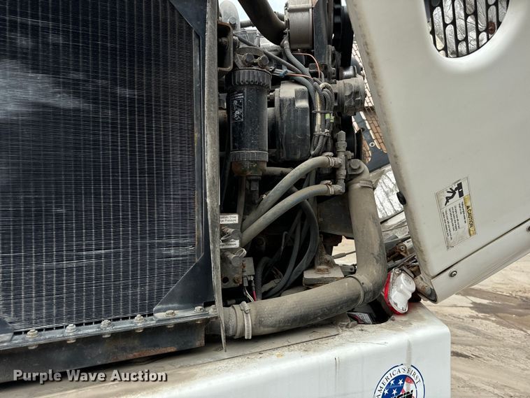 image for item DV5784 2009 Elgin Pelican  street sweeper