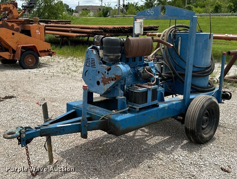 image for item DX0546 Deutz  Air Diesel 1100 hydraulic pump 