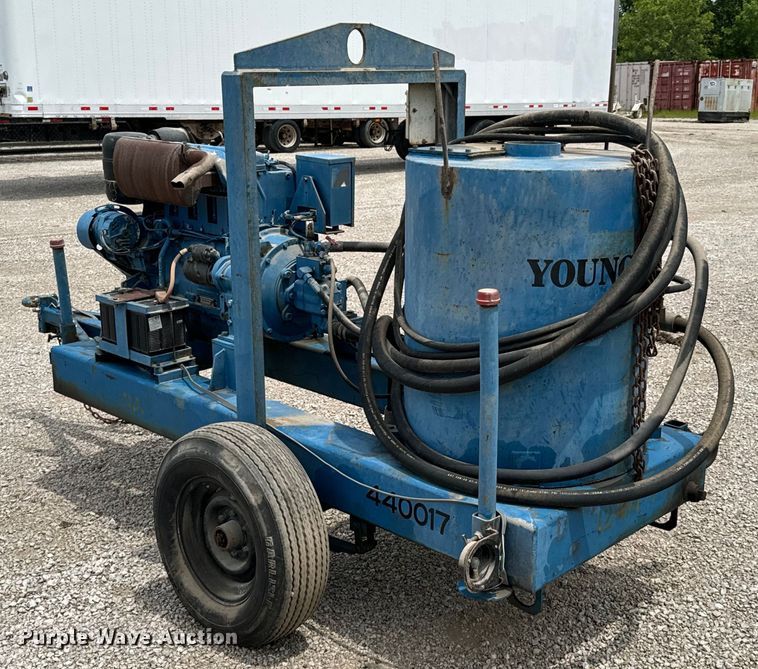 image for item DX0546 Deutz  Air Diesel 1100 hydraulic pump 