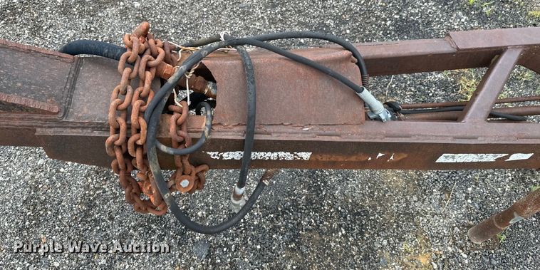 image for item DX0604 1974 Travis end dump pup trailer