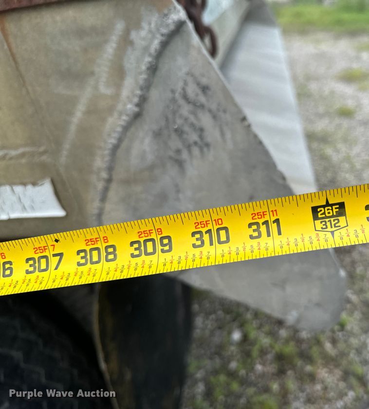 image for item DX0604 1974 Travis end dump pup trailer