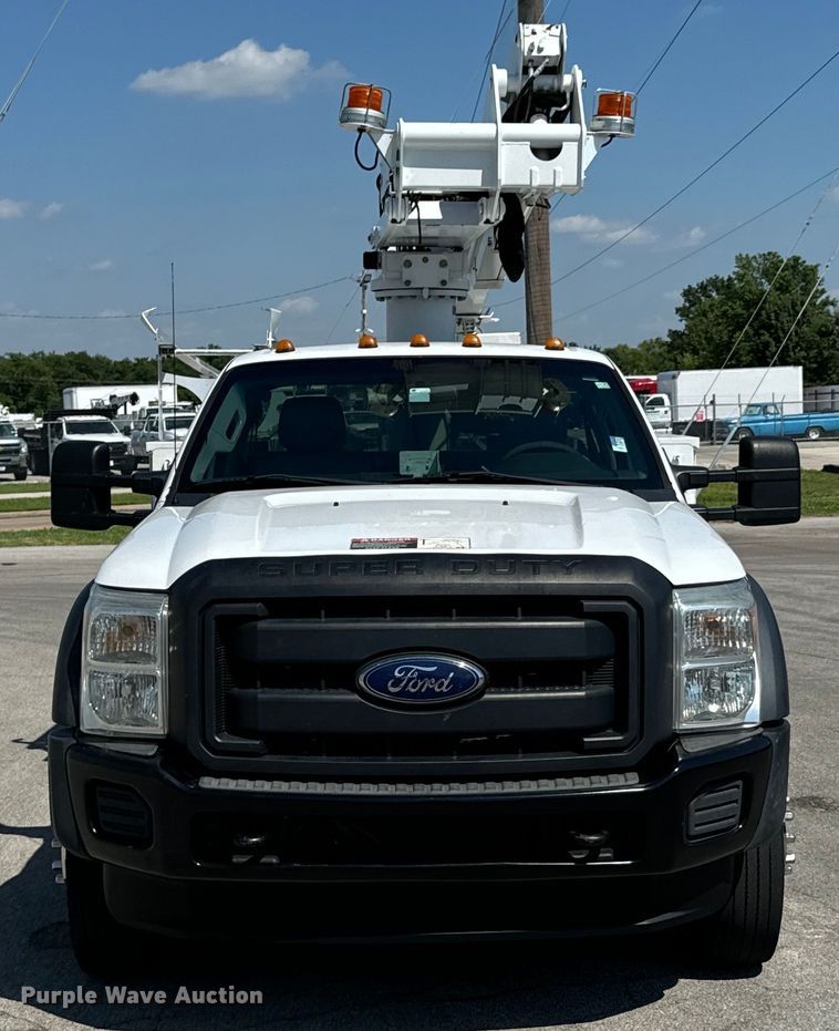 image for item DX0760 2014 Ford F550 Super Duty bucket truck