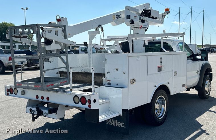 image for item DX0760 2014 Ford F550 Super Duty bucket truck