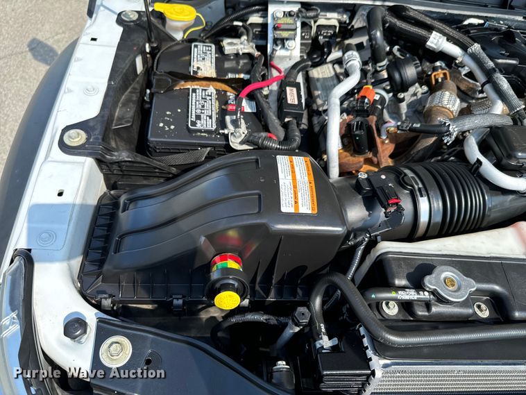 image for item DX0760 2014 Ford F550 Super Duty bucket truck