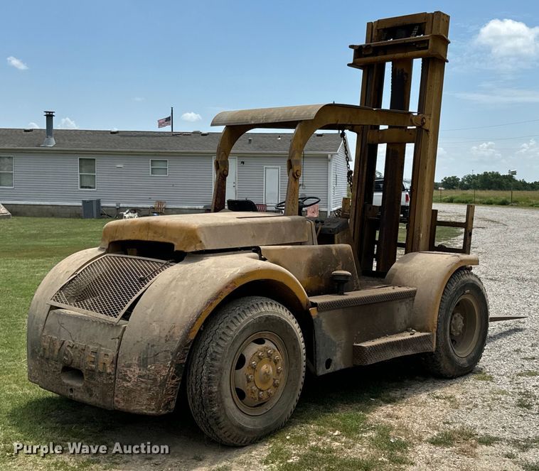image for item DX0800 Hyster SC180 forklift