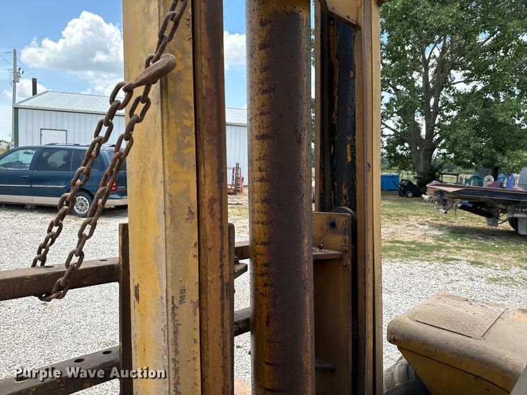 image for item DX0800 Hyster SC180 forklift