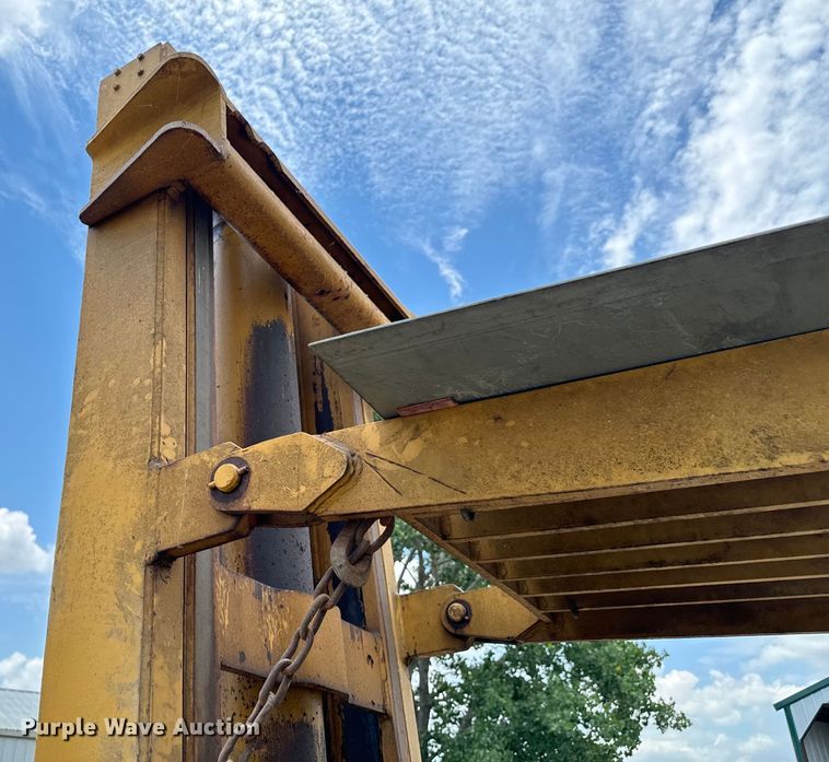 image for item DX0800 Hyster SC180 forklift