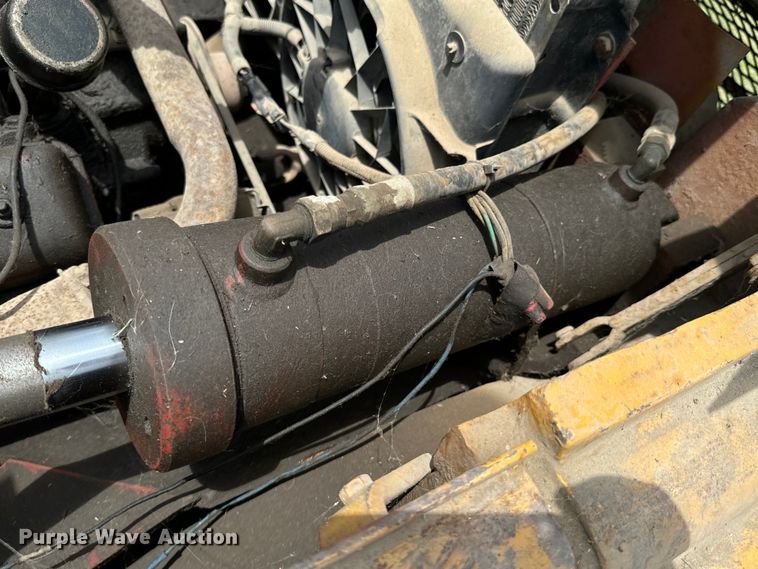 image for item DX0800 Hyster SC180 forklift