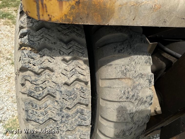 image for item DX0800 Hyster SC180 forklift