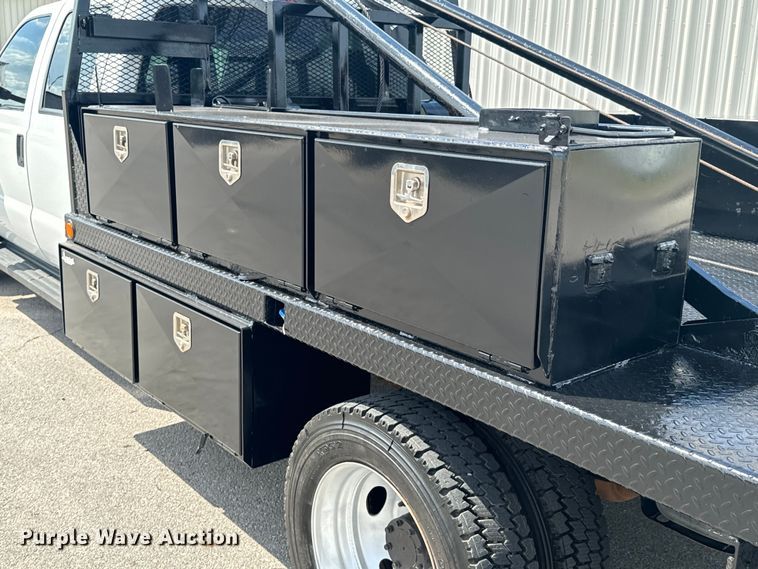 image for item DX0806 2012 Ford F450 Super Duty winch truck