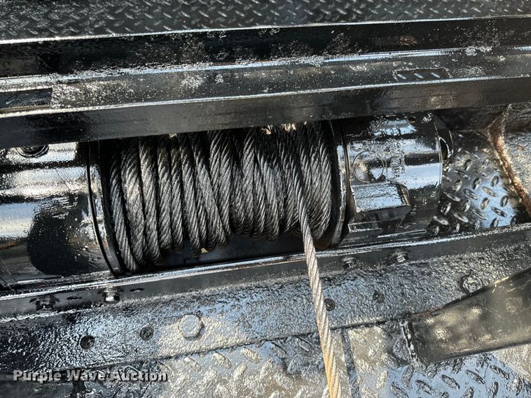 image for item DX0806 2012 Ford F450 Super Duty winch truck