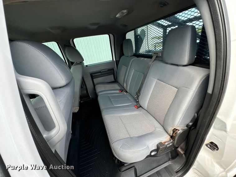 image for item DX0806 2012 Ford F450 Super Duty winch truck