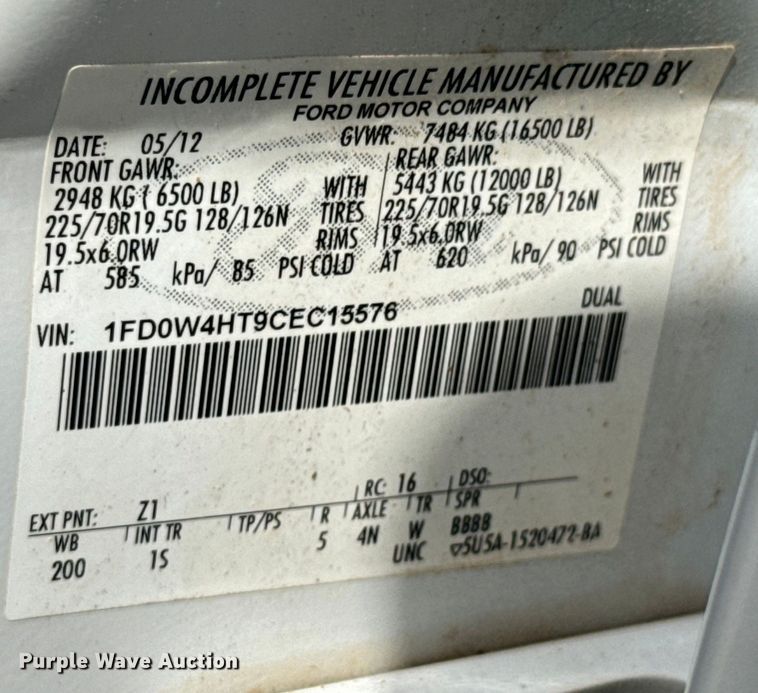 image for item DX0806 2012 Ford F450 Super Duty winch truck