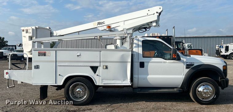 image for item EG0711 2008 Ford F450 Super Duty  bucket truck