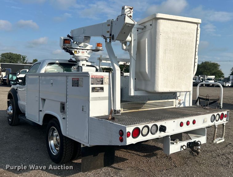 image for item EG0711 2008 Ford F450 Super Duty  bucket truck