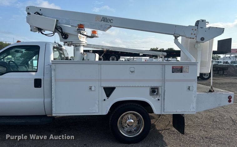 image for item EG0711 2008 Ford F450 Super Duty  bucket truck