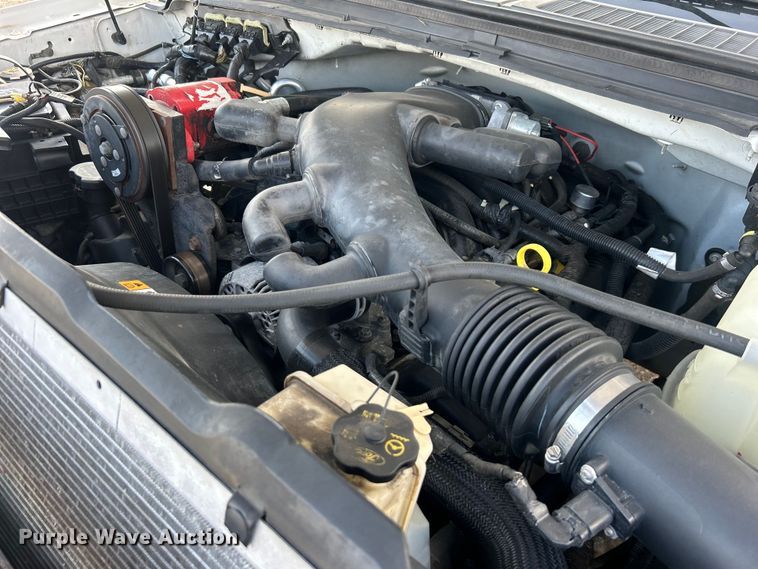 image for item EG0711 2008 Ford F450 Super Duty  bucket truck