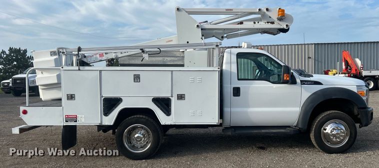image for item EG0721 2011 Ford F450 Super Duty  bucket truck