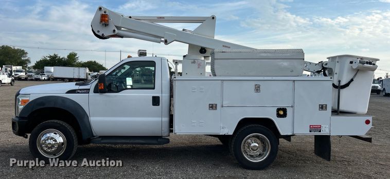image for item EG0721 2011 Ford F450 Super Duty  bucket truck