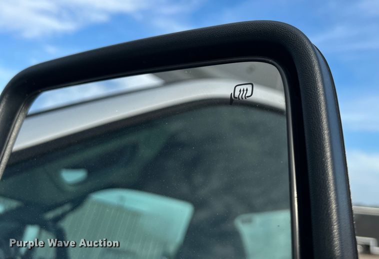 image for item EG0721 2011 Ford F450 Super Duty  bucket truck