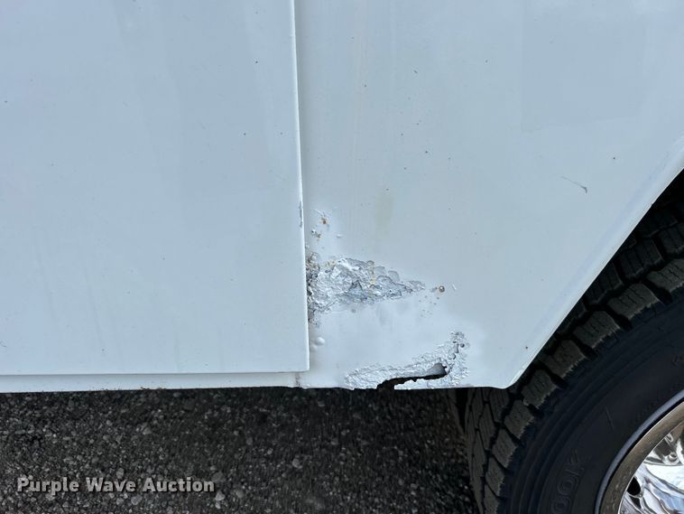 image for item EG0721 2011 Ford F450 Super Duty  bucket truck