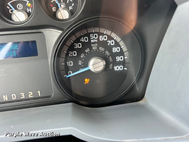 image for item EG0721 2011 Ford F450 Super Duty  bucket truck