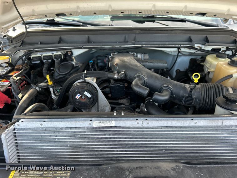 image for item EG0721 2011 Ford F450 Super Duty  bucket truck