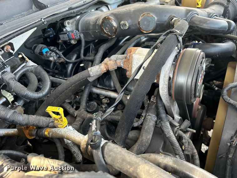 image for item EG0721 2011 Ford F450 Super Duty  bucket truck