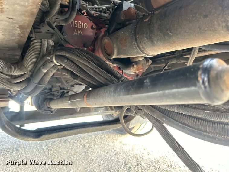 image for item EG0722 2005 Kenworth T800 vacuum truck