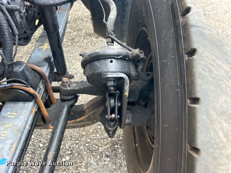 image for item EG0722 2005 Kenworth T800 vacuum truck