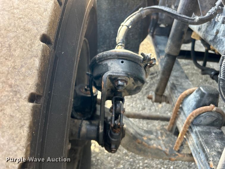 image for item EG0722 2005 Kenworth T800 vacuum truck