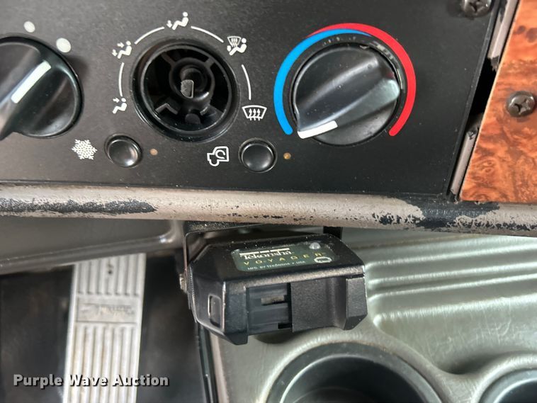 image for item EG0722 2005 Kenworth T800 vacuum truck