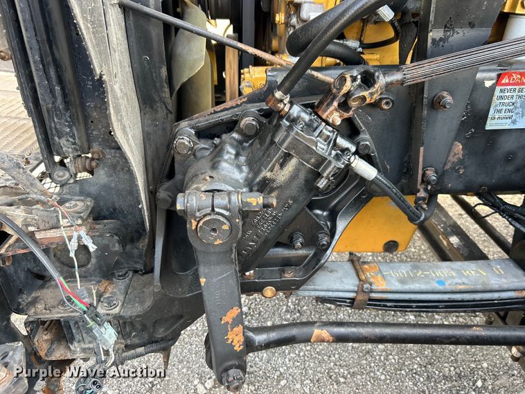 image for item EG0722 2005 Kenworth T800 vacuum truck