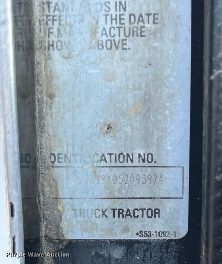 image for item EG0722 2005 Kenworth T800 vacuum truck