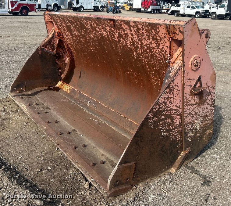 image for item EG0724 Dymax 3662D1 four-in-one bucket