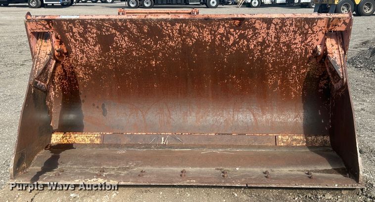 image for item EG0724 Dymax 3662D1 four-in-one bucket