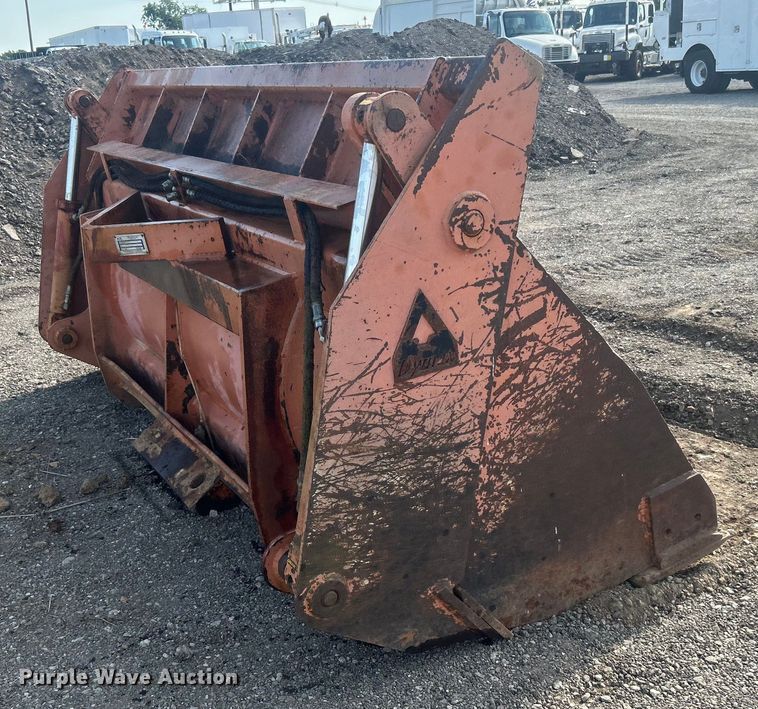 image for item EG0724 Dymax 3662D1 four-in-one bucket