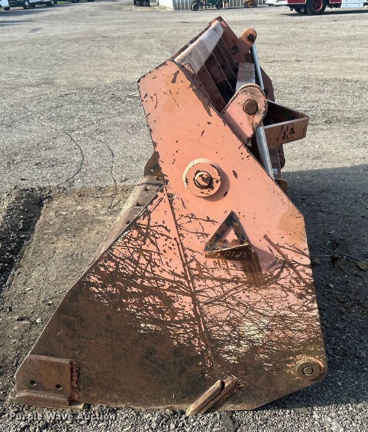 image for item EG0724 Dymax 3662D1 four-in-one bucket