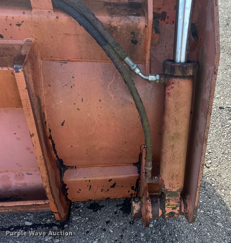 image for item EG0724 Dymax 3662D1 four-in-one bucket