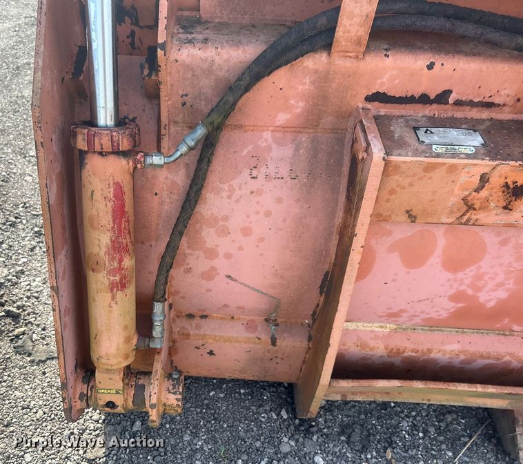 image for item EG0724 Dymax 3662D1 four-in-one bucket