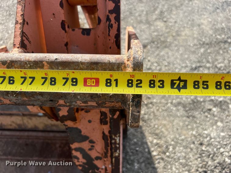 image for item EG0725 Dymax 3661D1 four-in-one bucket