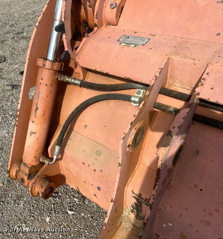 image for item EG0725 Dymax 3661D1 four-in-one bucket